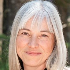 Stefanie Clarke