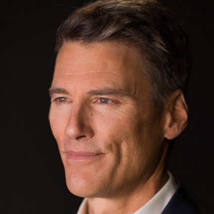 Gregor Robertson